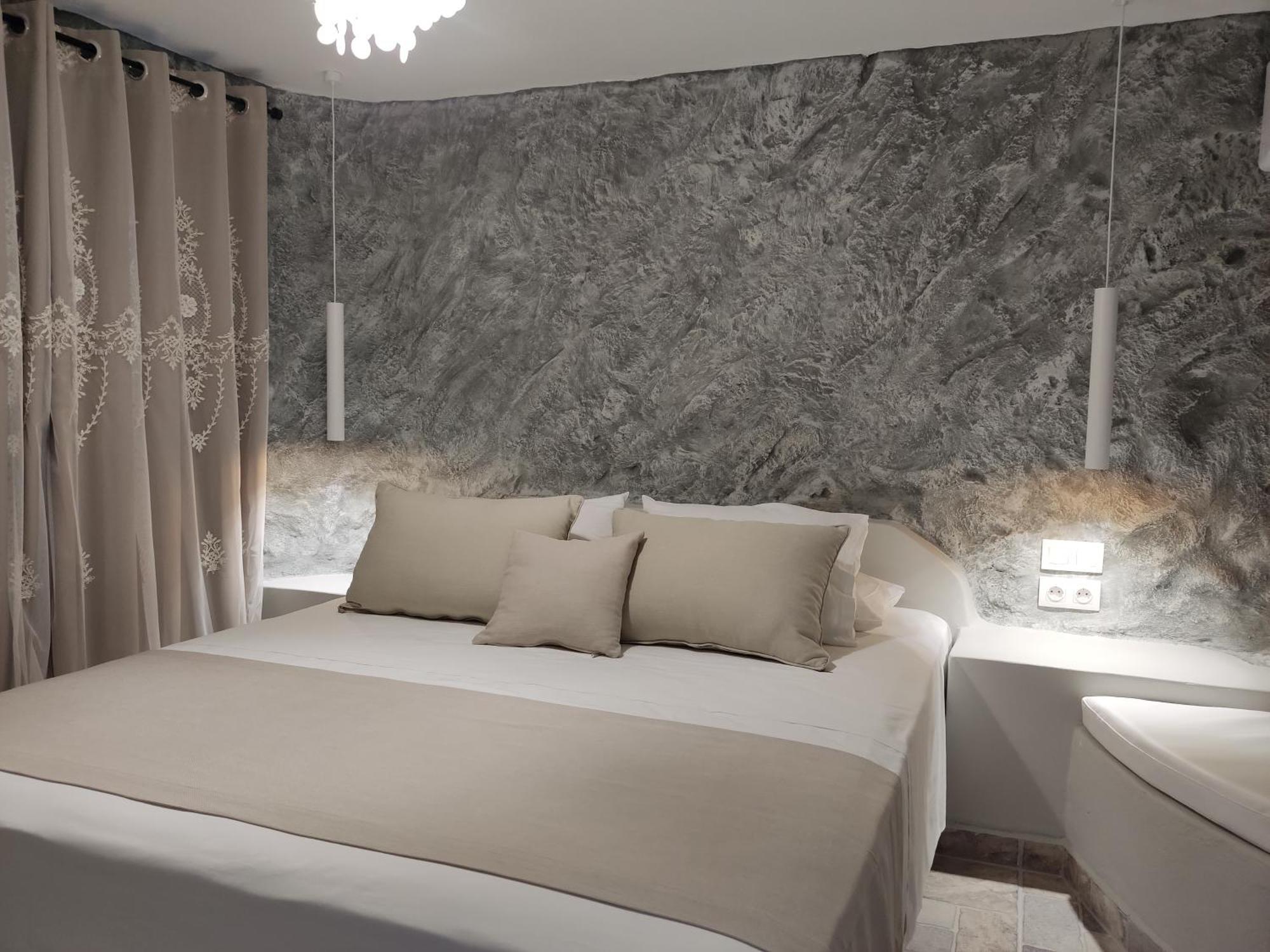 Aegean Castle Andros - Adults Only Aparthotel Agia Eleousa Екстериор снимка